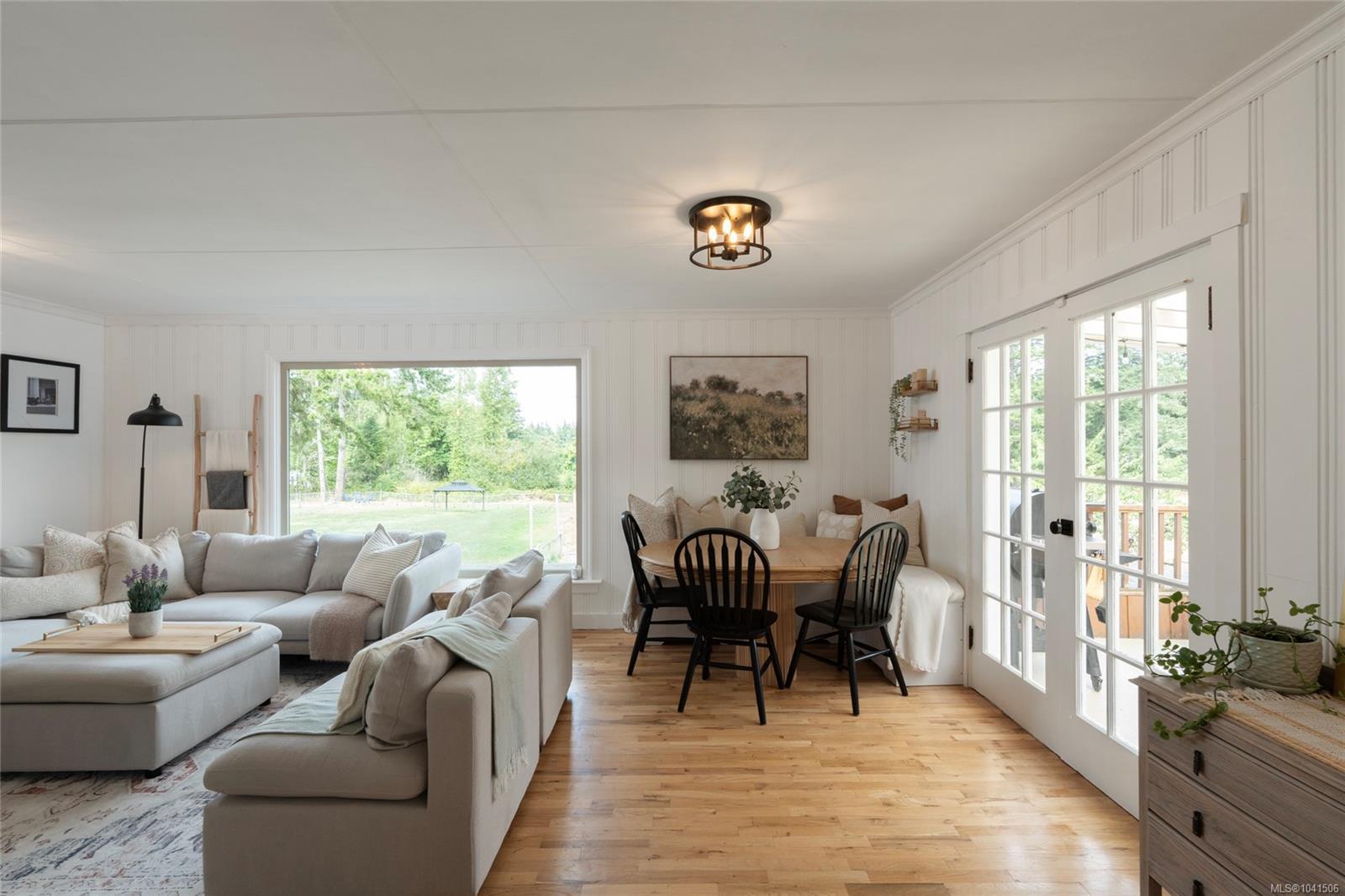 9233 Chemainus Road